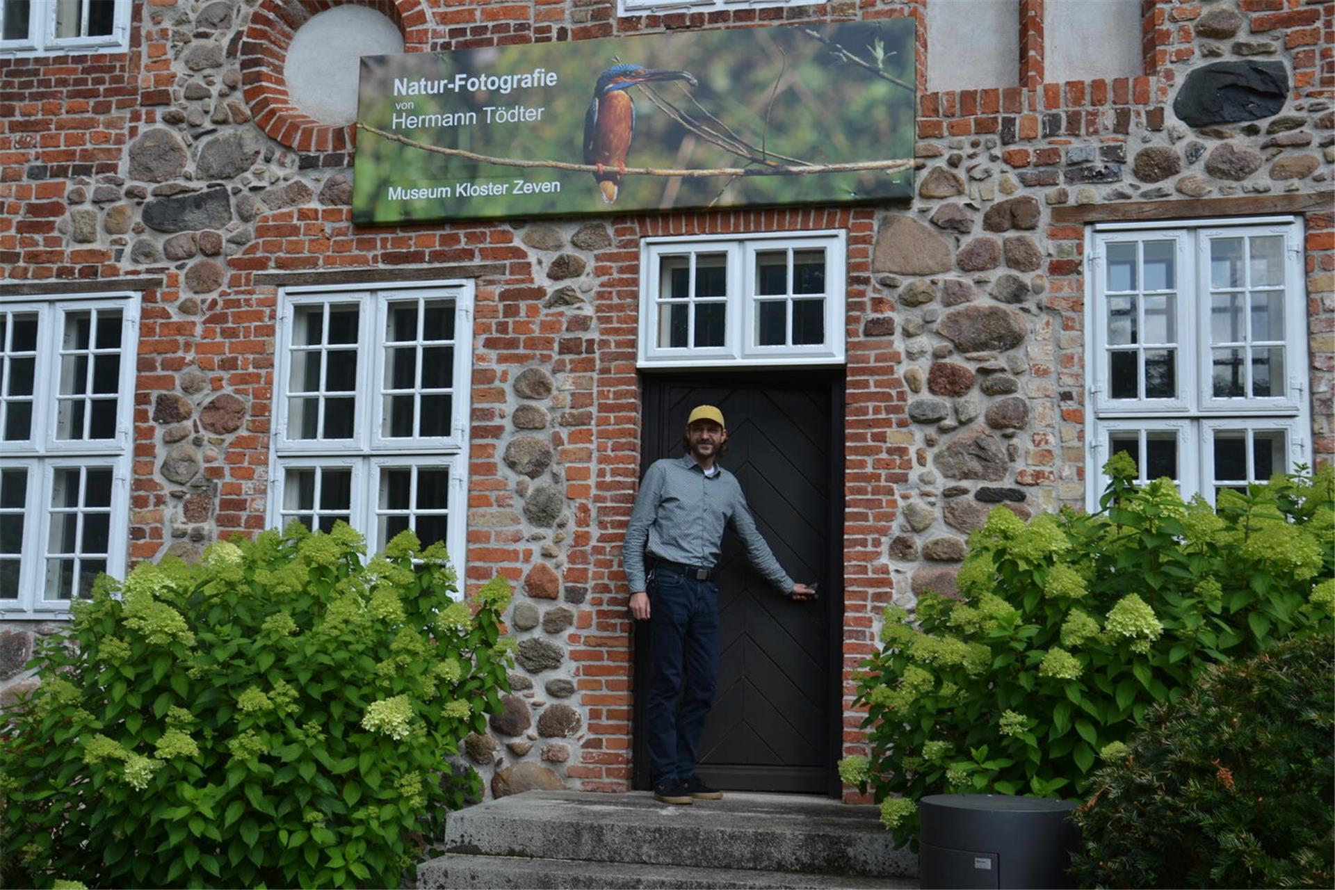Jasper Röthemeyer bittet ins Kloster.