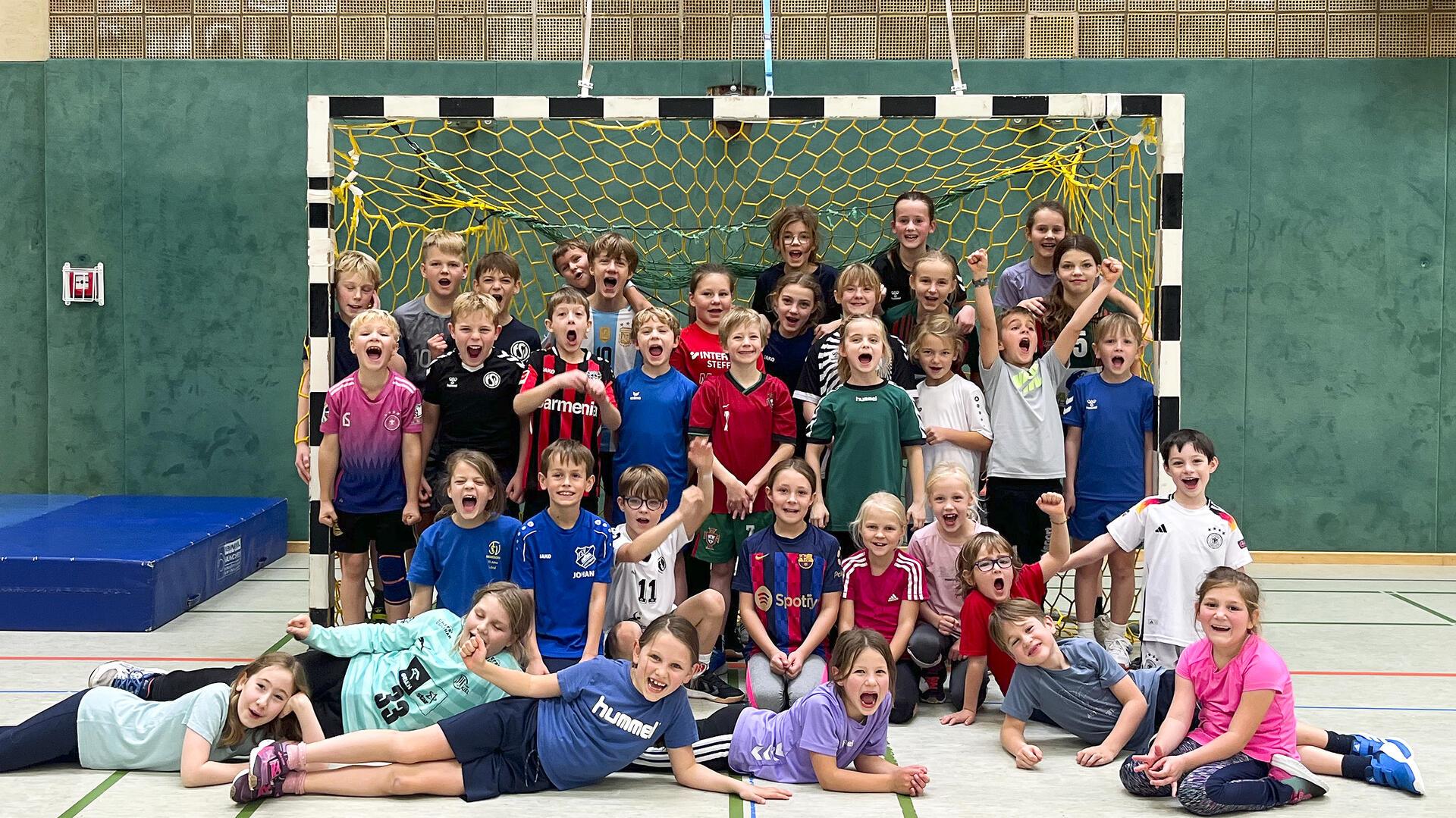 Jede Menge Spaß hatten die jungen Nachwuchs-Handballerinnen und -Handballer bei der Schnupperwoche des TSV Bremervörde.