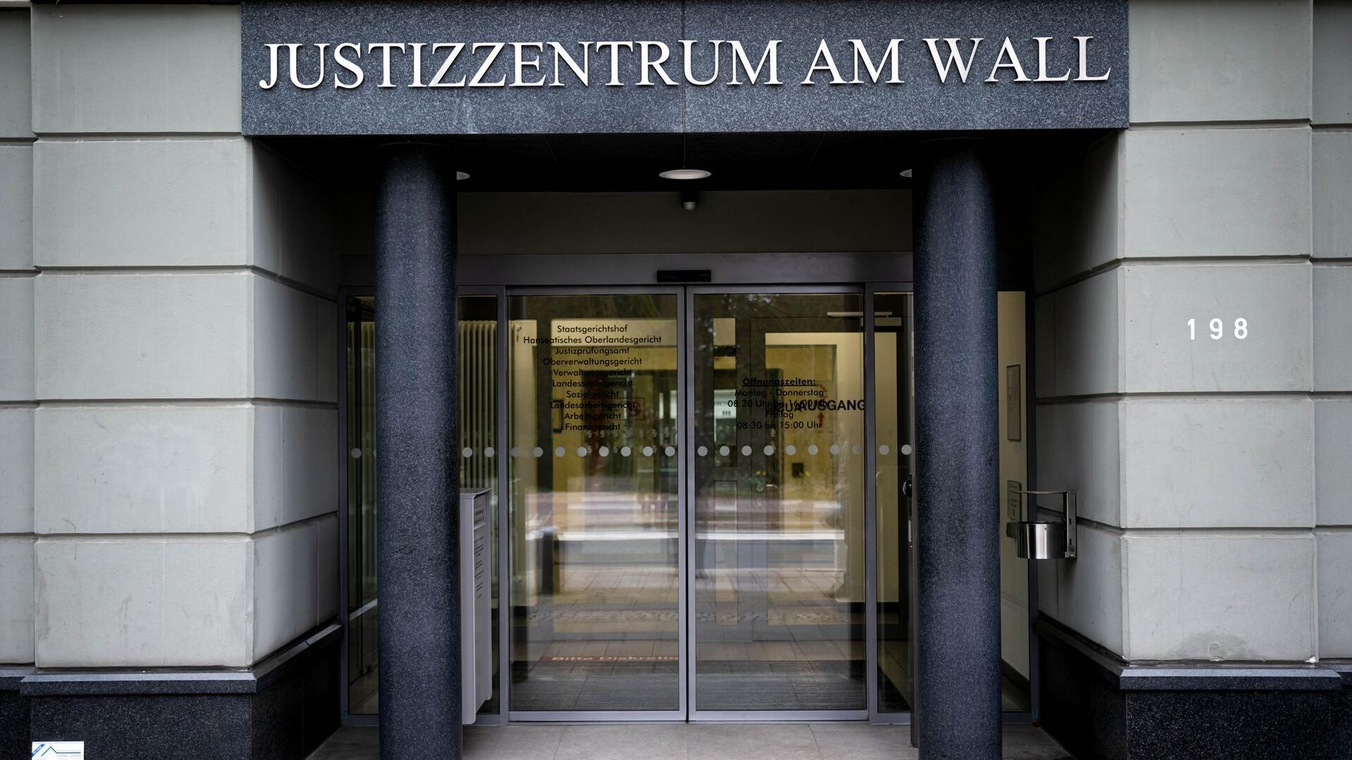 Verfassungswidrige Haushalte 2023 und 2024: So reagiert die Politik Das Justizzentrum am Wall. Dort ist unter anderem der Staatsgerichtshof der Freien Hansestadt Bremen untergebracht.