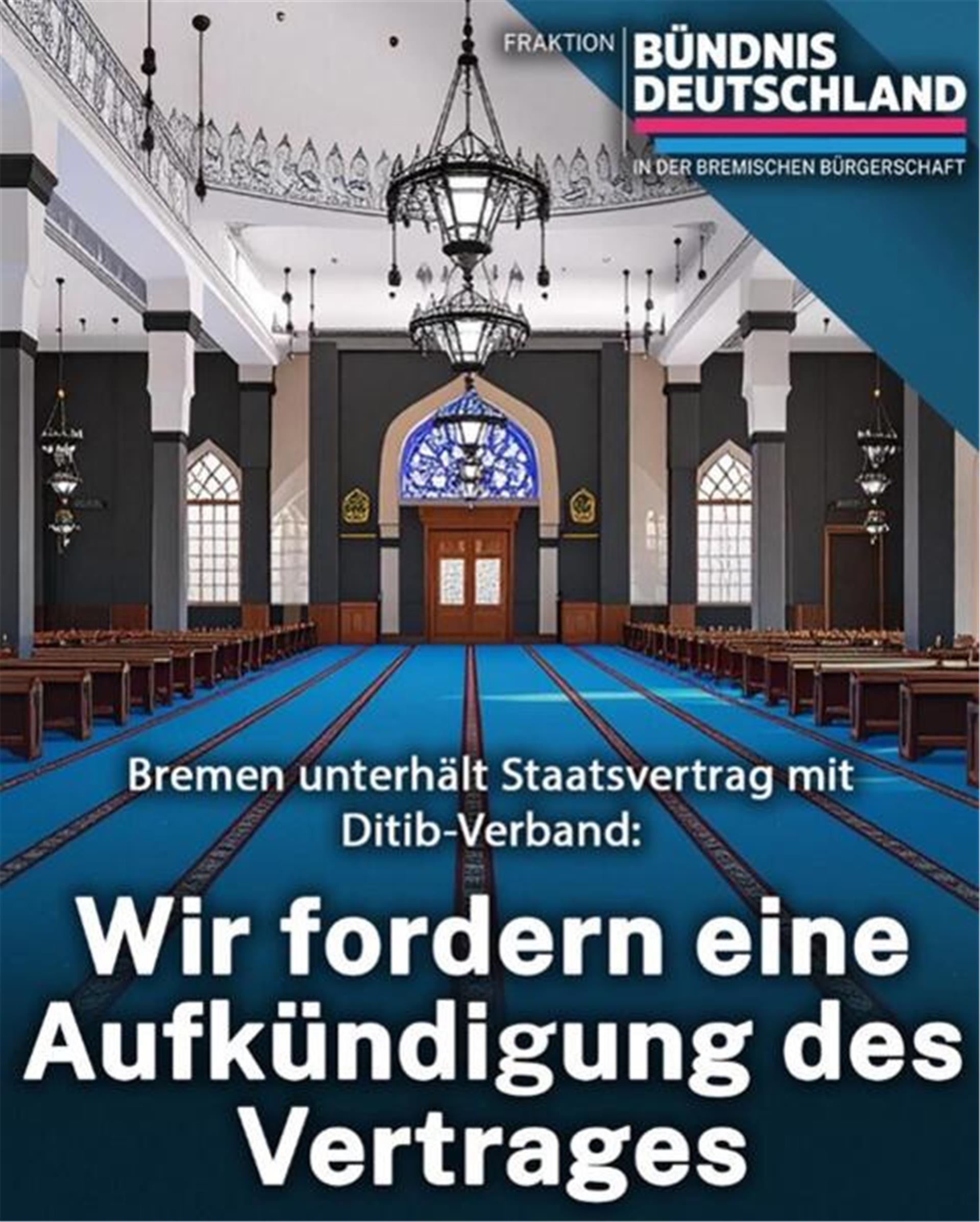 Auf dem Bild zu sehen: Eine angebliche Moschee mit Kirchenbänken. 