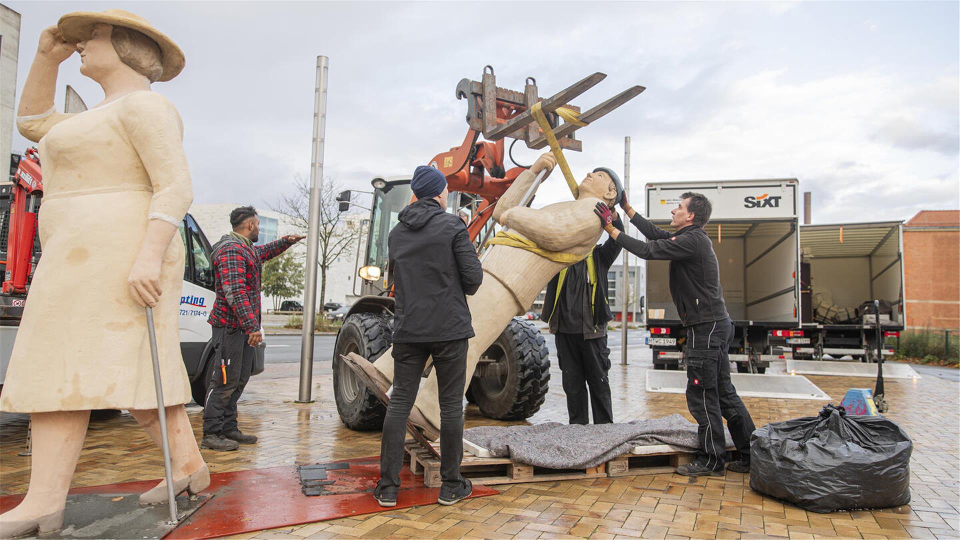 Letzter Arbeitstag: Die Alltagsmenschen sagen Bremerhaven vorerst Lebewohl.