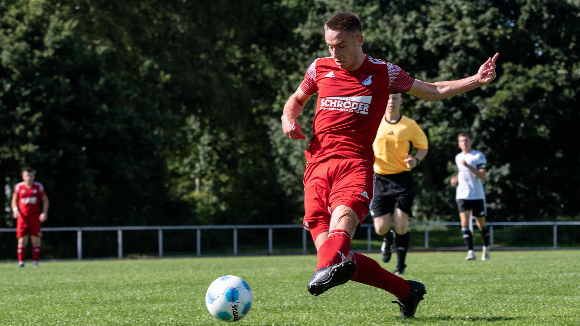Lukas Schotman und seine Mitspieler vom MTSV Selsingen werden im Derby beim SV Anderlingen am Samstag stark gefordert sein.