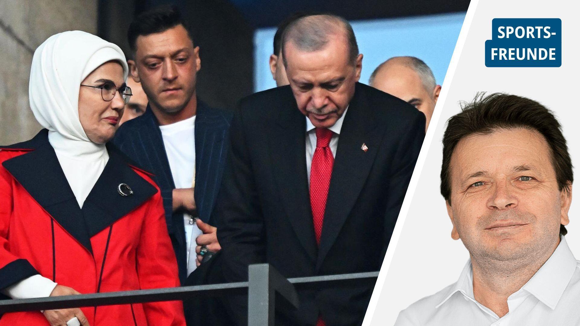Mesut Özil zwischen Emine und Recep Tayyip Erdogan. 