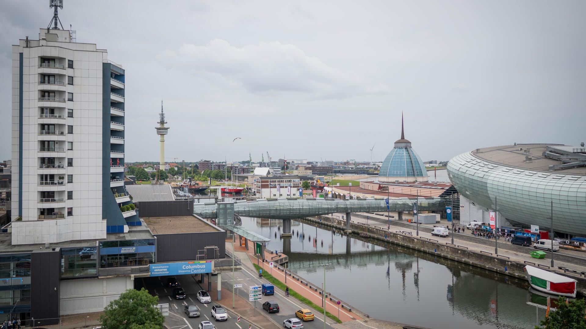 Blick auf die Bremerhavener Havenwelten.
