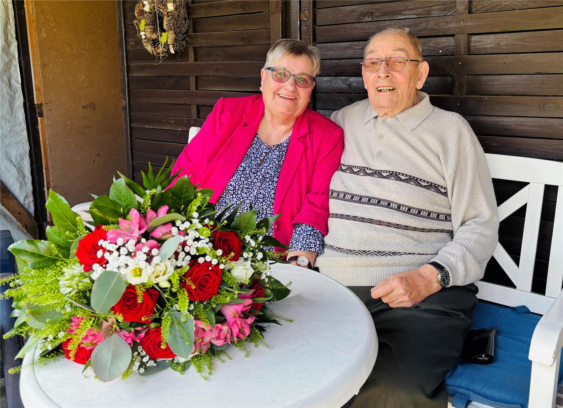 Miteinander reden und gemeinsam lachen ist für Luise (88) und Reinhard Poppe (90) wichtig. An diesem Mittwoch feiern die Tarmstedter ihren 70. Hochzeitstag.