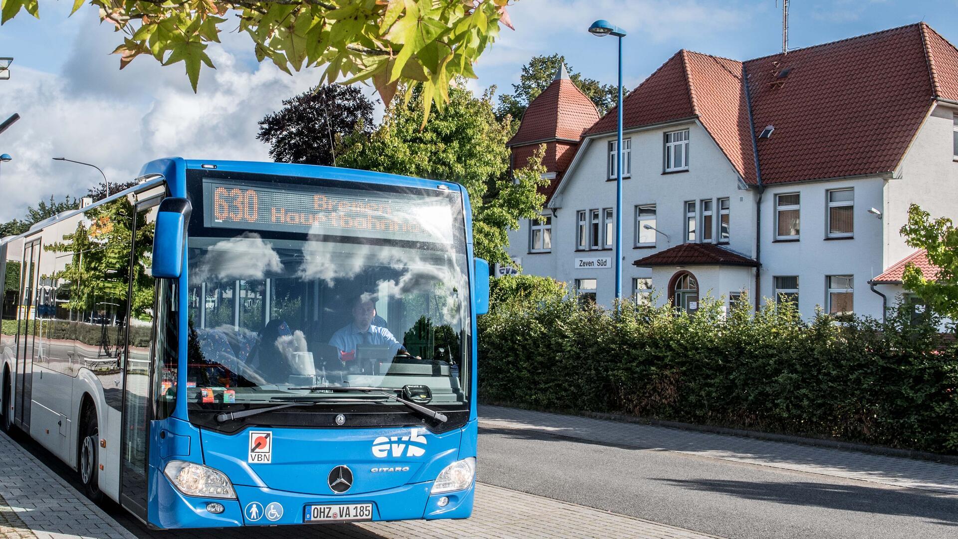 Nach den Sommerferien fahren die Schulbusse wieder zu den gewohnten Zeiten.