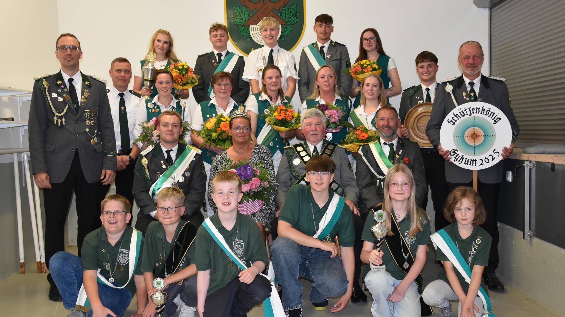 Nach drei Tagen Schützenfest präsentiert der Schützenverein Gyhum sein neues Königshaus.