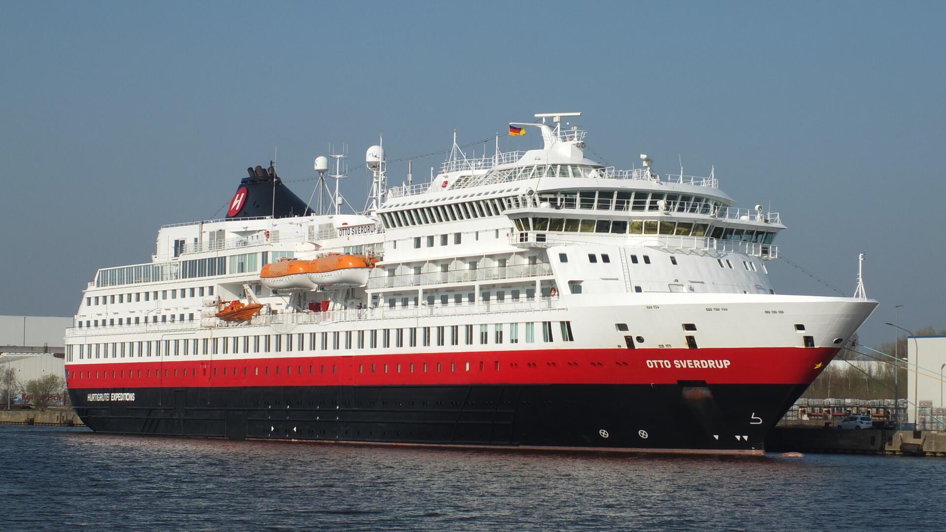Ein Kreuzfahrtschiff. Neustart für die „Finnmarken“: Die „Otto Sverdrup“ wird ab April wieder unter ihrem ursprünglichen Namen über die Meere kreuzen. 
