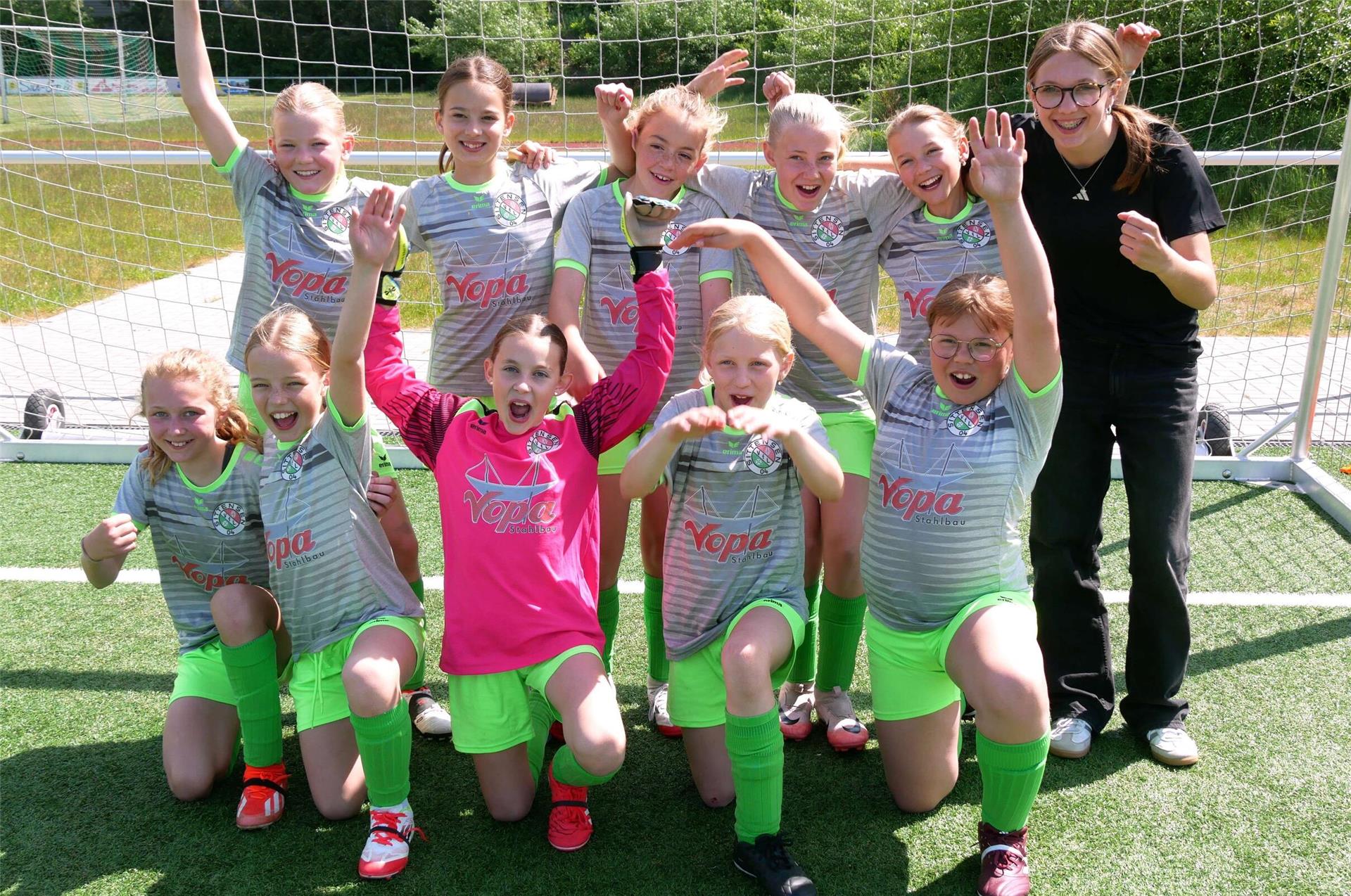 Obwohl der Traum vom Finale in Berlin platzte, sind die Fußballmädchen der KGS Sittensen stolz darauf, für ihre Schule zu kicken.