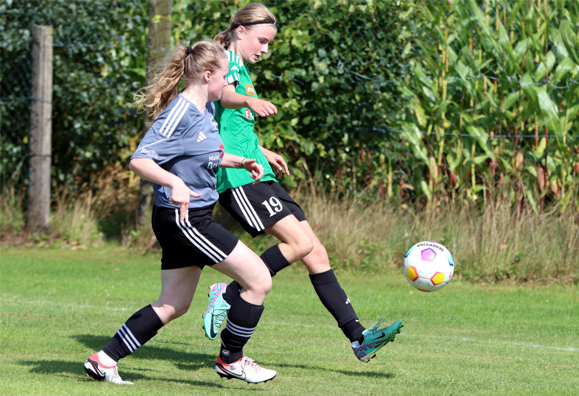 Offensivspielerinn Marit Postels erzielte die Führung.