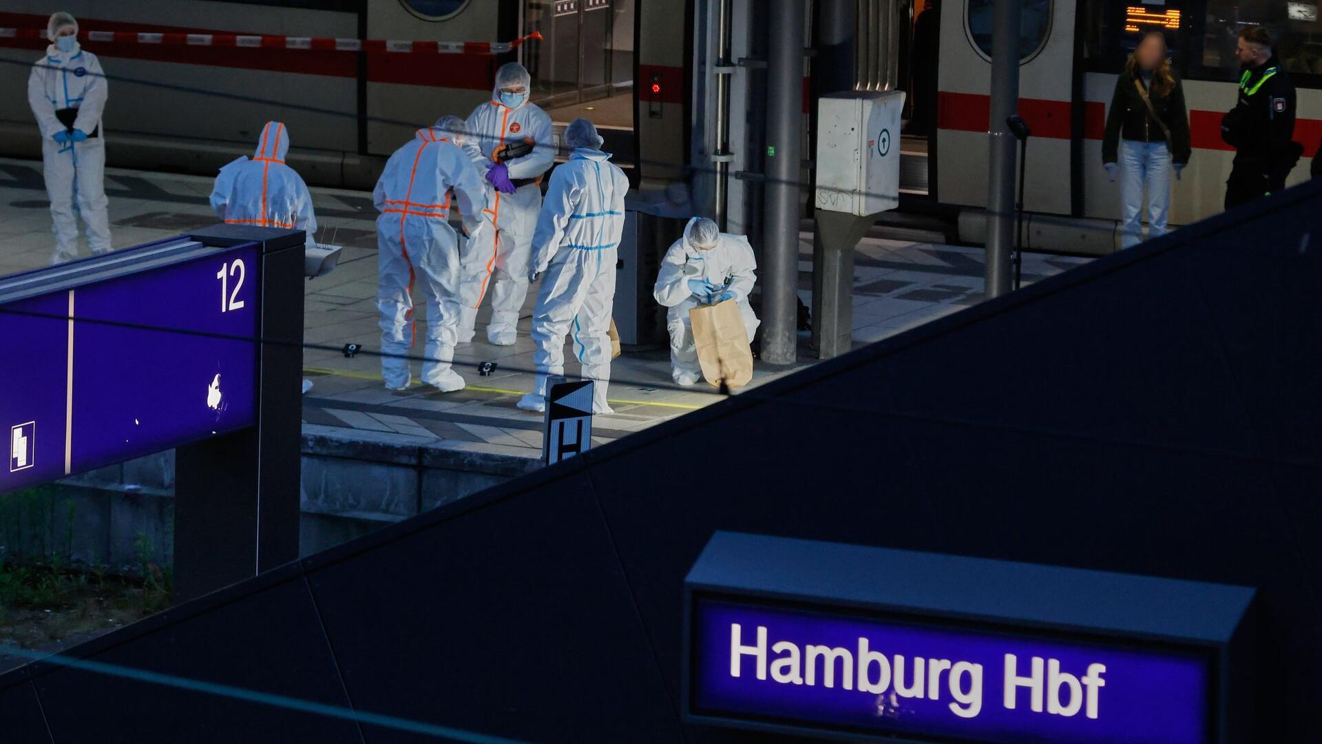 Spurensicherung am Hamburger Hauptbahnhof.