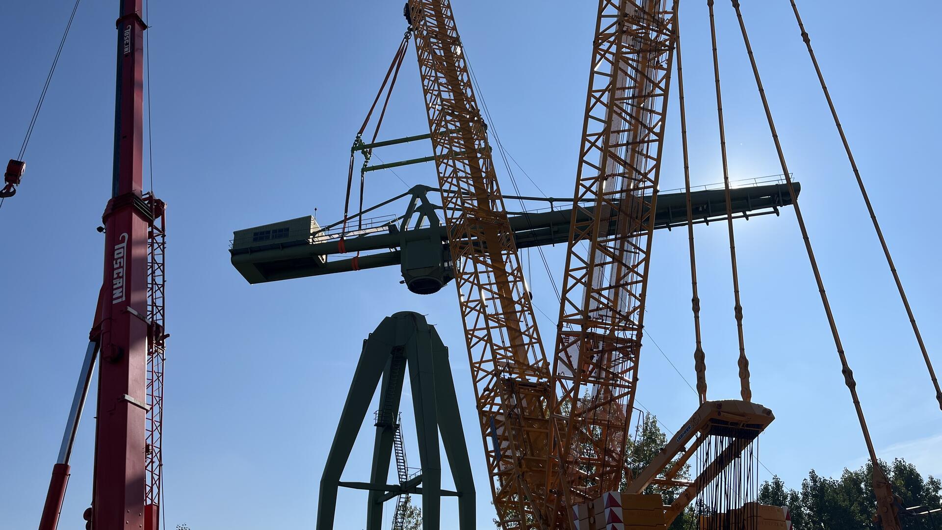 Rickmerskran am Haken