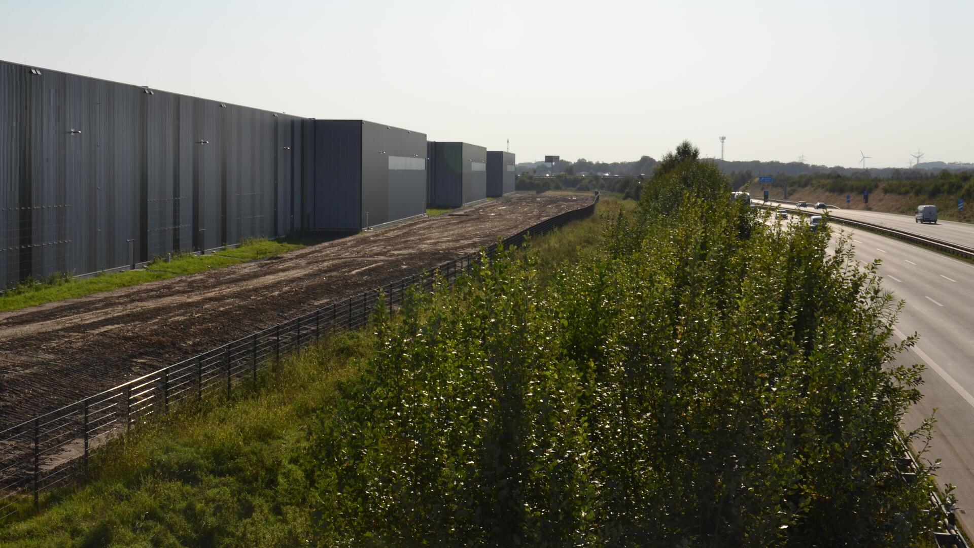 Riesengroße Logistikhallen wie im Login-Park in Elsdorf an der A1 soll es im neuen Gewerbegebiet von Tiste nicht geben.