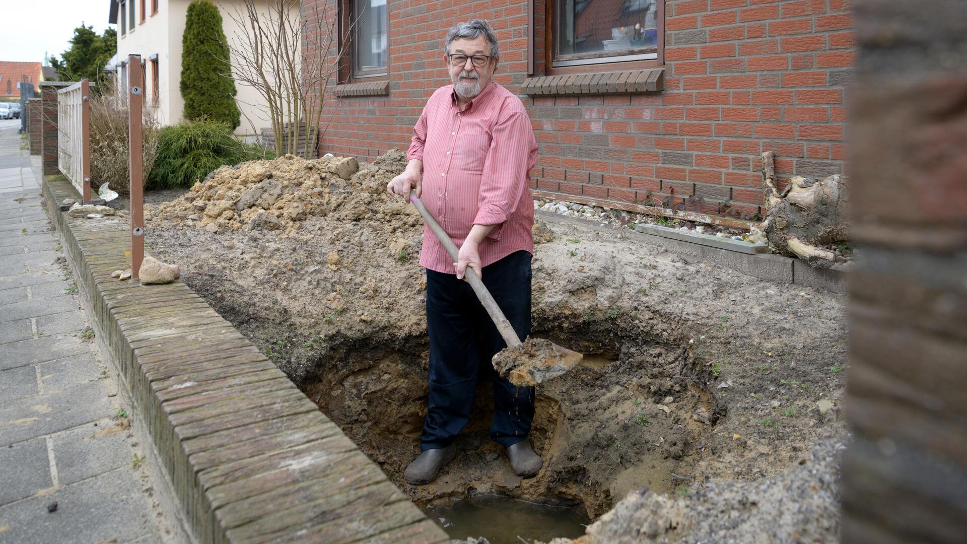 Rolf Rittmeyer hat in Geestemünde Wasserprobleme. Foto: Masorat