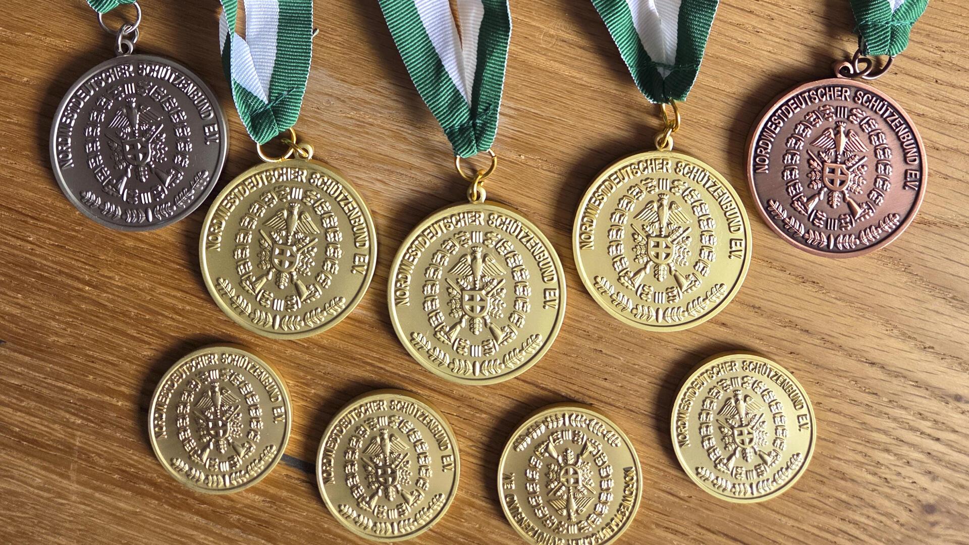 Siebenmal Gold, einmal Silber, einmal Bronze: Mit neun Medaillen kehrte Hanna Busch von den Landesmeisterschaften zurück.