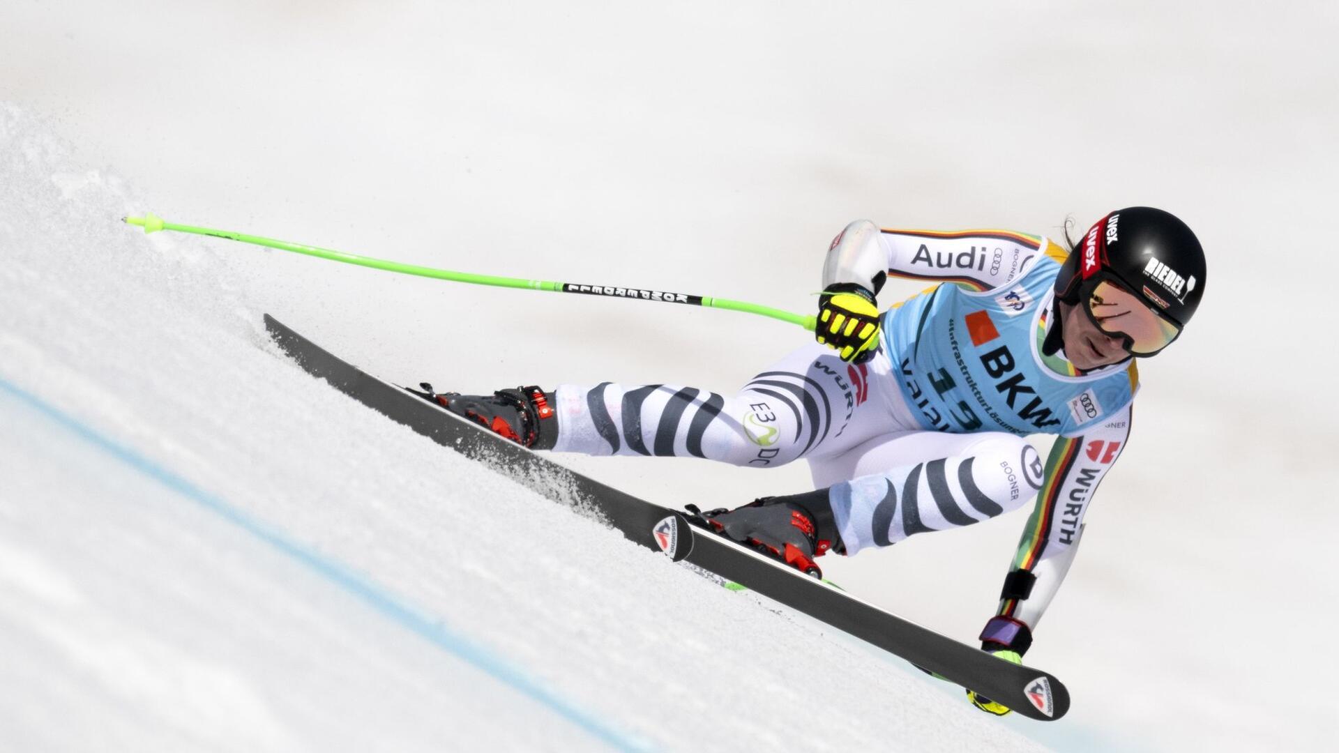 Bilder des Tages Skirennfahrerin Kira Weidle hat das Weltcup-Wochenende in Crans Montana mit einem Top-Ten-Platz abgeschlossen. Die Starnbergerin steigerte sich am Sonntag und fuhr beim Sieg der Österreicherin Stephanie Venier im Super-G auf Rang neun.