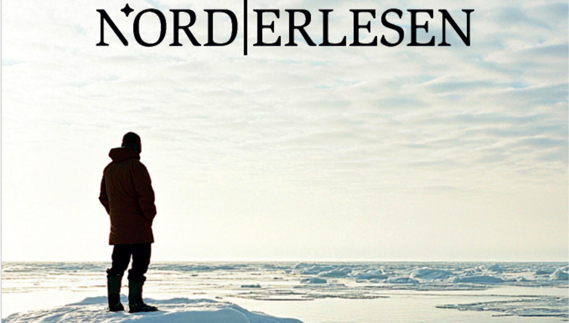 Das cover: Ein Foto zeigt einen Mann, der auf Schnee steht.