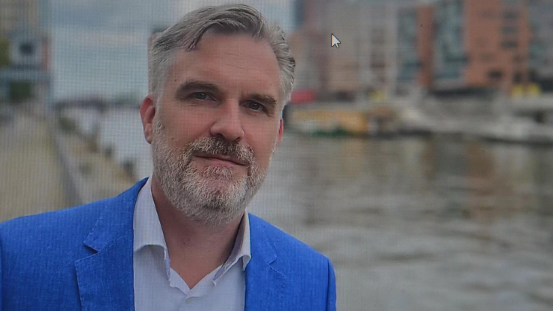 Tibor Rode liest am 8. Mai aus seinem aktuellen Thriller „Lupus“ in Sittensen.