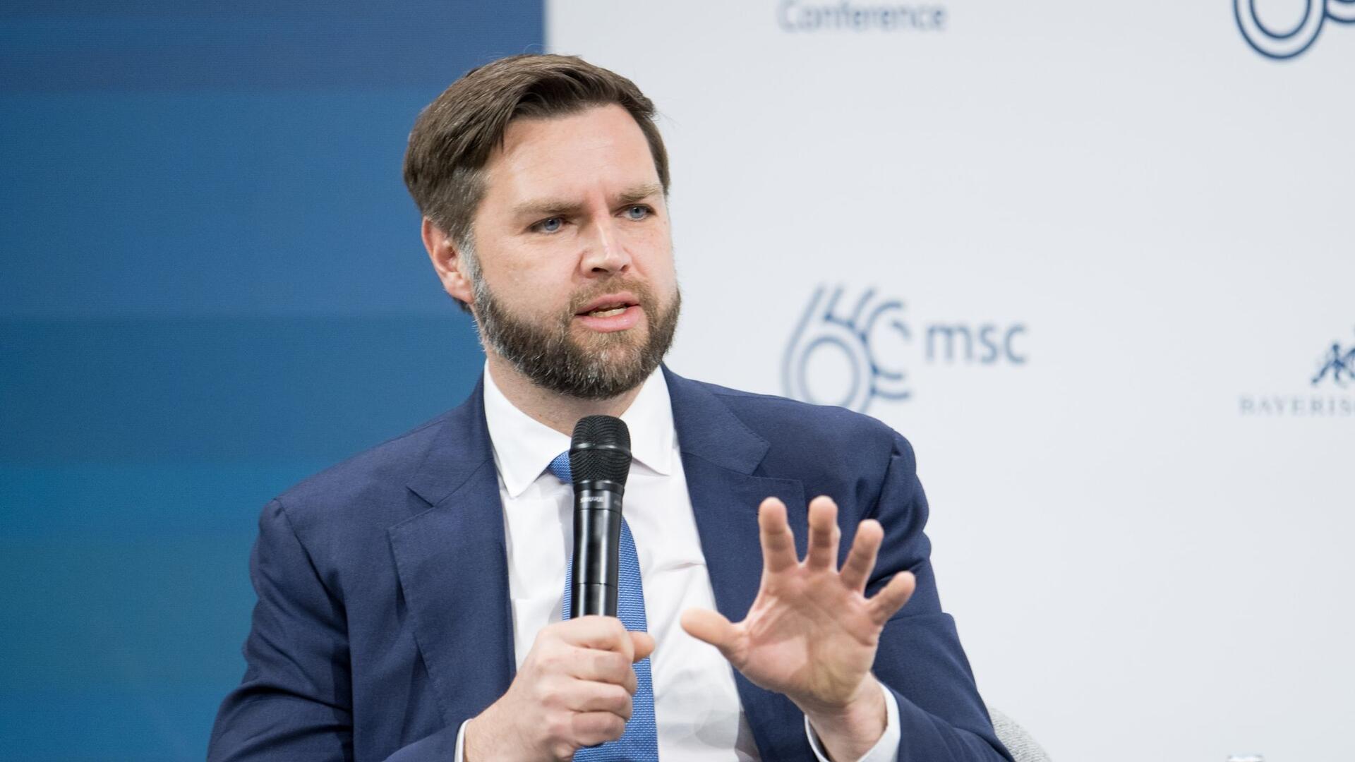 US-Senator: Trump lässt Verbündete nicht im Stich US-Senator J.D. Vance am letzten Tag der 60. Münchner Sicherheitskonferenz (MSC) im Hotel Bayerischer Hof.