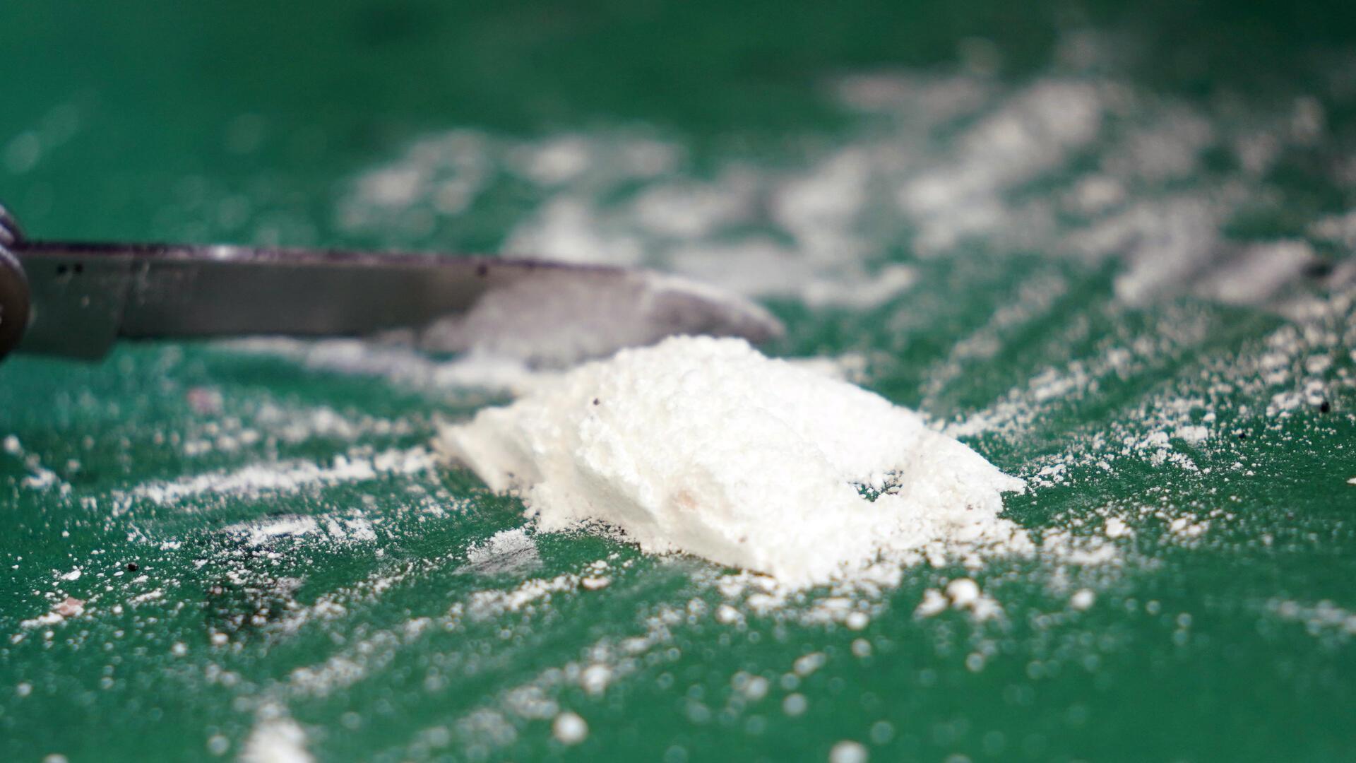 Über 1,8 Kilogramm Kokain (Symbolfoto) und gut 30 Kilogramm Cannabis mit einem Straßenverkaufswert von 588.000 Euro hat ein Drogenhändler aus Bremervörde laut Gerichtsurteil über Dealer an Konsumenten verkauft.