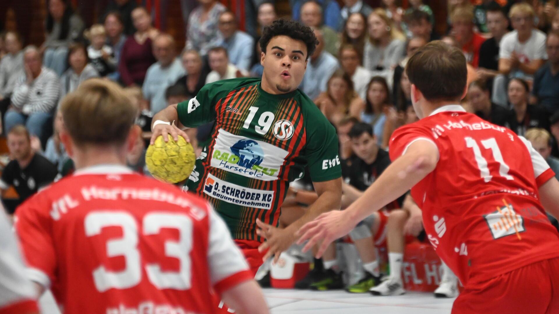 Überraschungsverpflichtung Linus Otaka erzielte vier Tore bei seinem Debüt im Trikot des TSV Bremervörde.