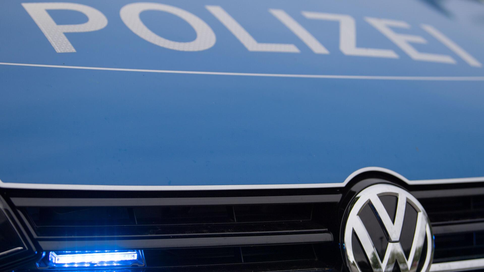 Nahaufnahme eines Polizeiautos.