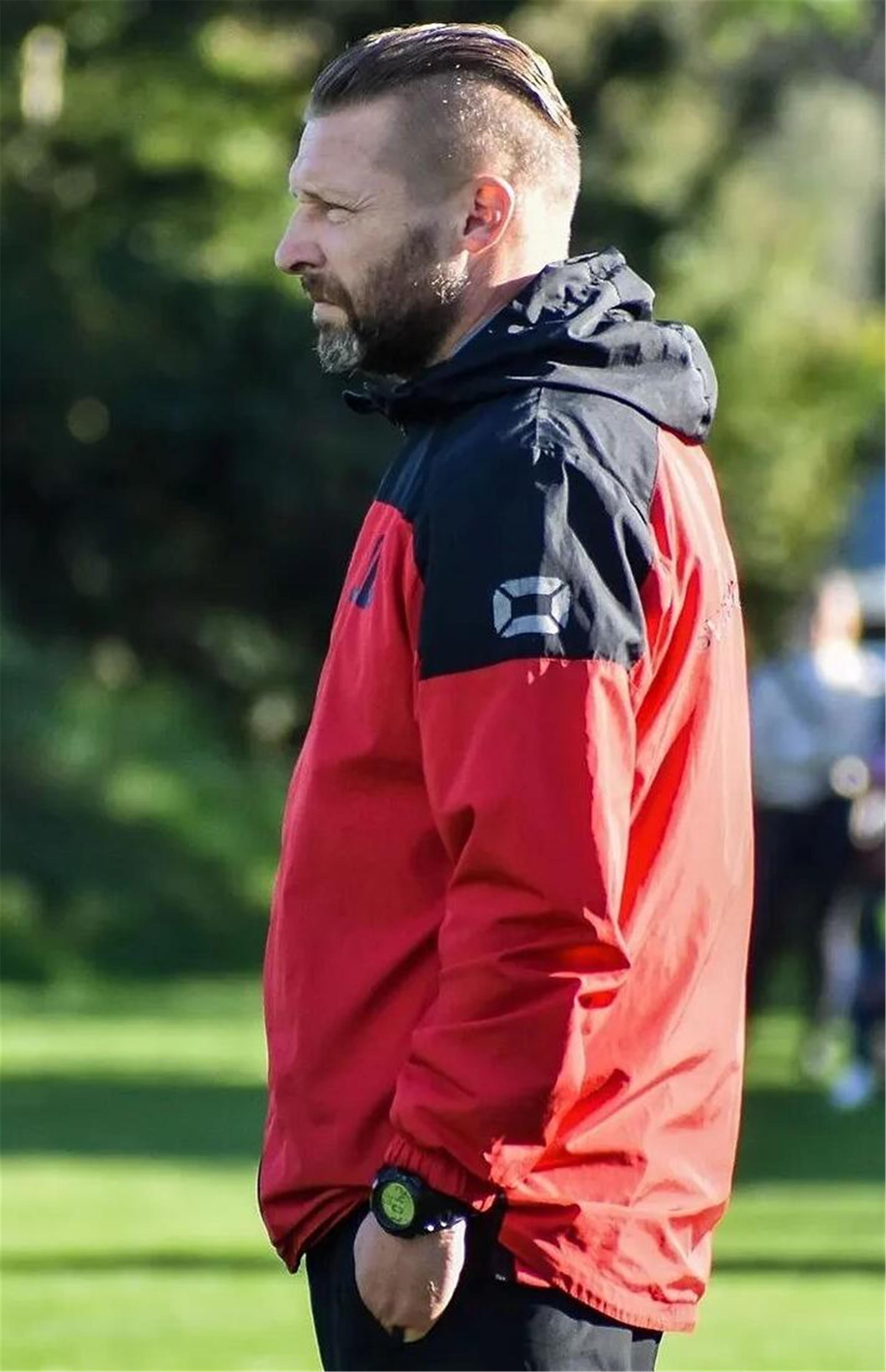 Zeven und Oldendorf komplettieren Halbfinale im Samtgemeindepokal Viktoria-Coach Jörg Blicharski sah einen verdienten Sieg seiner Mannschaft und freut sich jetzt auf das Spiel gegen den Kreisligisten TuS Zeven.