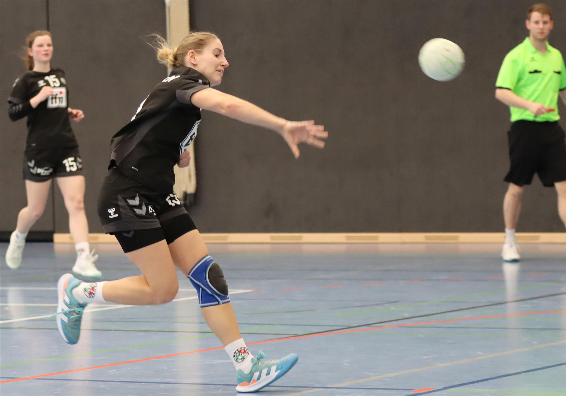 Viola Stemmann war mit acht Treffern gegen Eyendorf II die beste Werferin im Team von Trainer Boris Geyer.