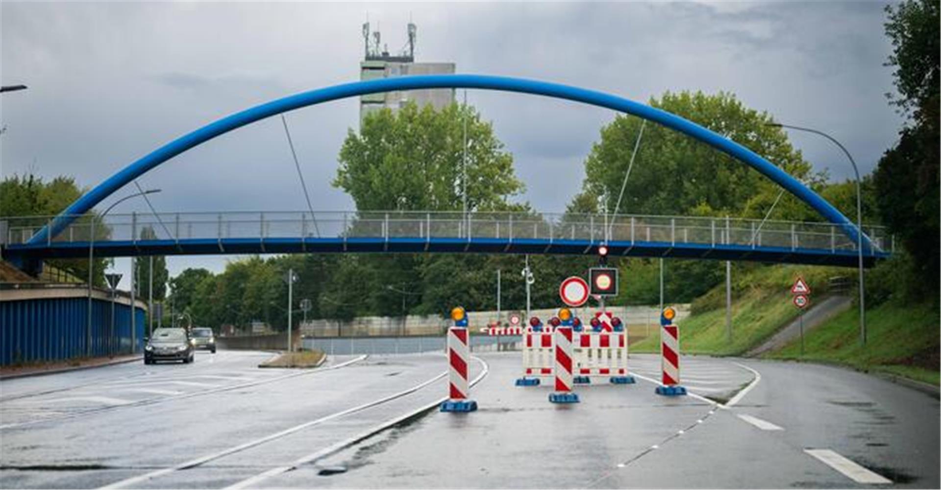 Blick auf den gesperrten Hafentunnel
