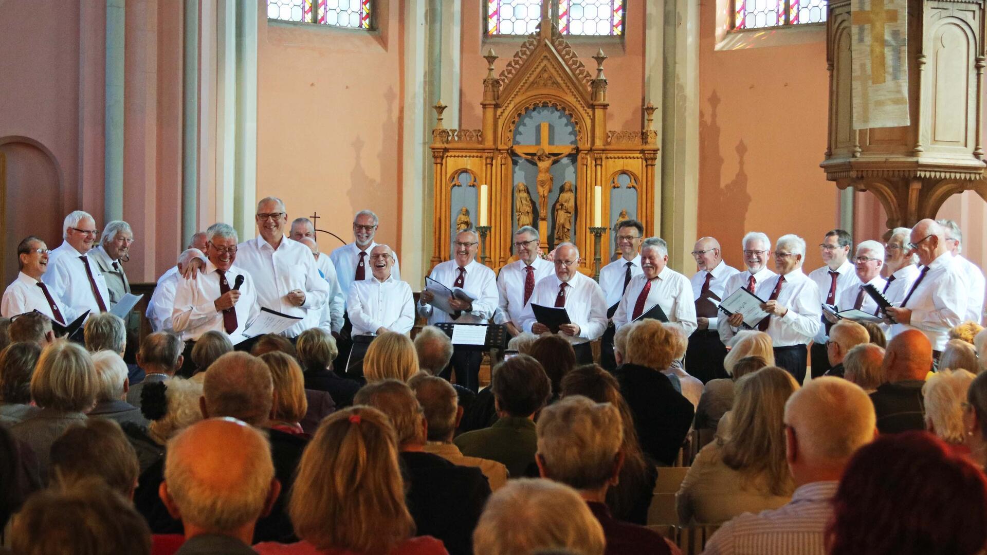 Zu ersten Mal traten die Männergesangvereine Uthlede und Kassebruch beim Bundessängerfest als gemeinsamer Chor auf.
