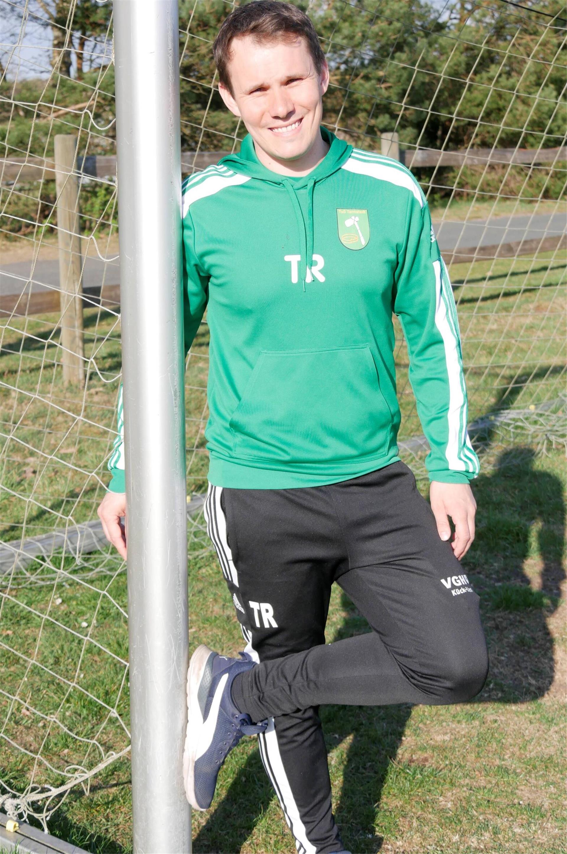 Zuletzt stand Kevin Müler im Tor - bevor eine schweren Verletzung seine Spielerkarriere ausbremste. Jetzt ist er beim TuS Tarmstedt Trainer der Männermannschaft.