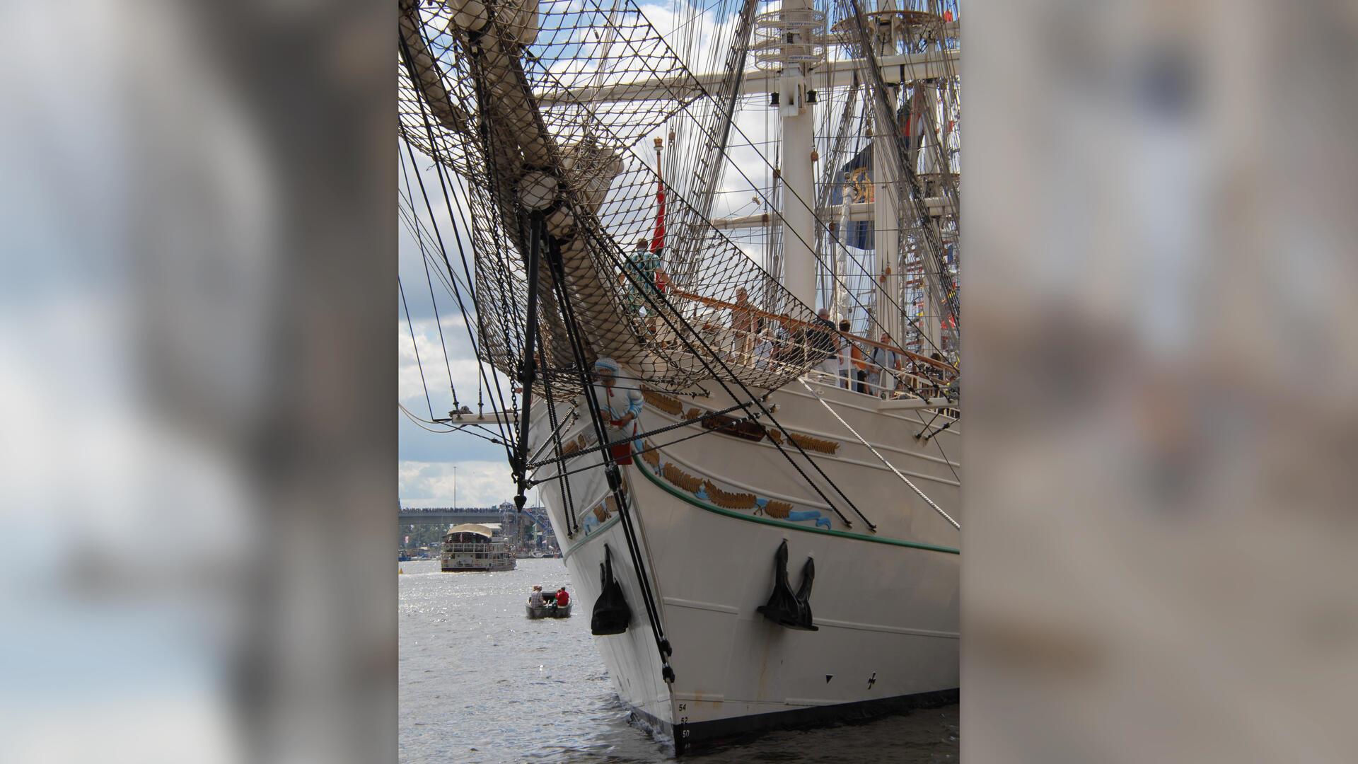 Zusage aus dem Oman: Die „Shabab Oman II“ nimmt Kurs auf Europa und die SAiL in Bremerhaven.